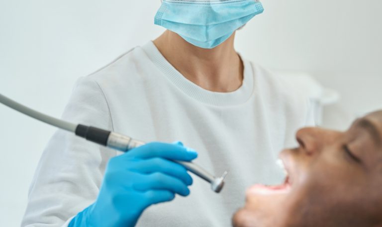 Pulizie dei denti a Catania - Gallone